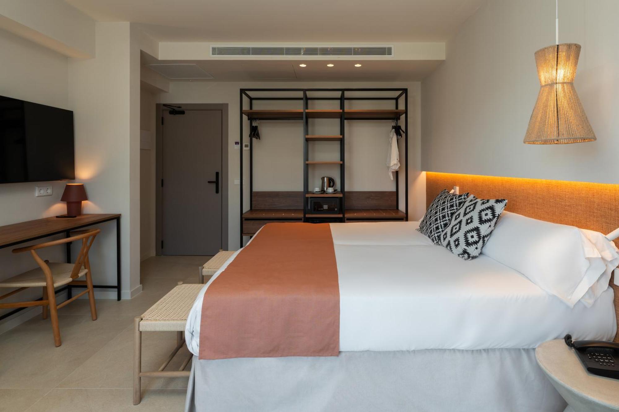 Fergus Bermudas Hotel Palmanova